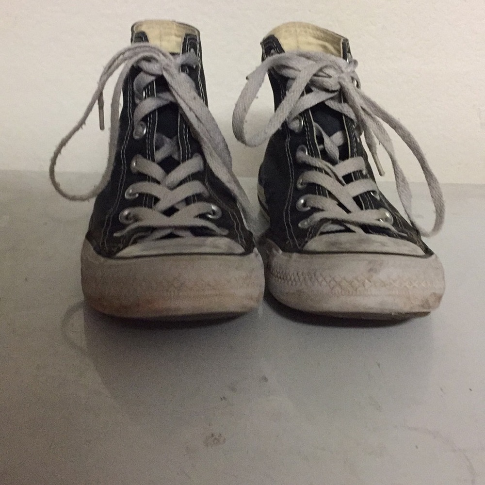 Black converse